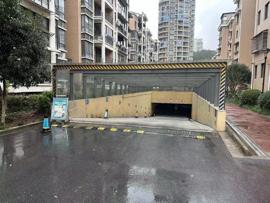 浙江省杭州市桐庐县城南街道芝溪垅住宅小区房间照片2