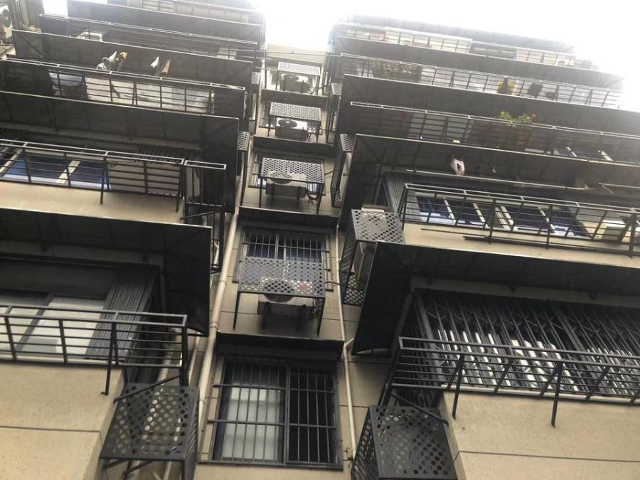 浙江省杭州市余杭区临平区东湖街道邱山大街755-6幢1单元202室房间照片4
