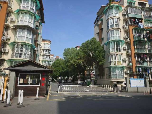 浙江省杭州市富阳区春秋北路381-13号房间照片4