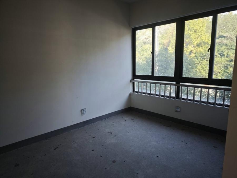 浙江省杭州市余杭区鸬鸟镇雅宸华庭4幢1单元301室房产房间照片7