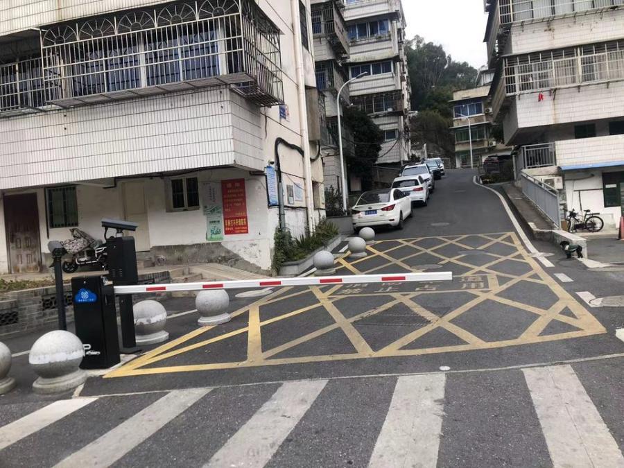 浙江省杭州市建德市新安江街道府西路62幢2单元503室房间照片4
