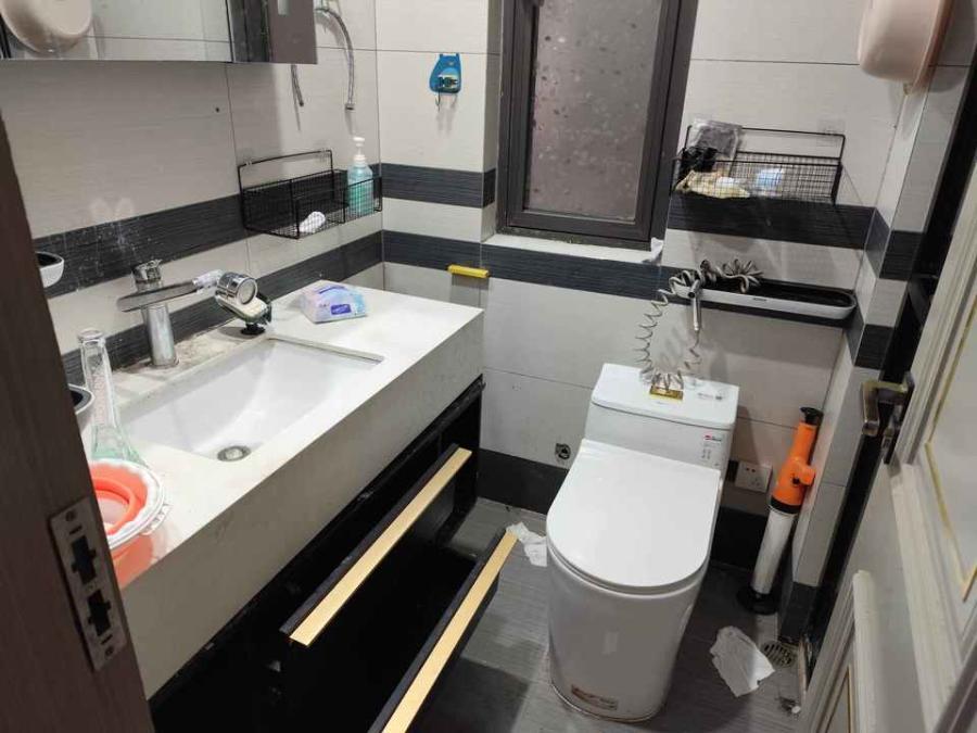 杭州市余杭区良渚街道越秀悦府10幢1单元904室房产