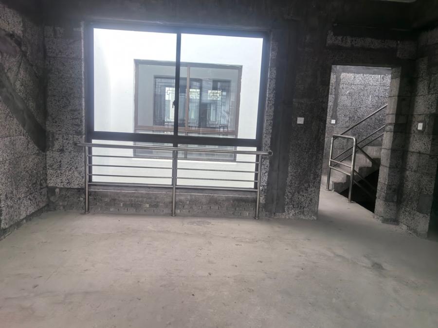 浙江省杭州市淳安县姜家镇文渊狮城124-5号房间照片5