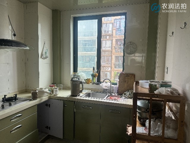 杭州市余杭区闲林镇盛世嘉园盛景苑1幢2单元402室房产（不含储藏室）