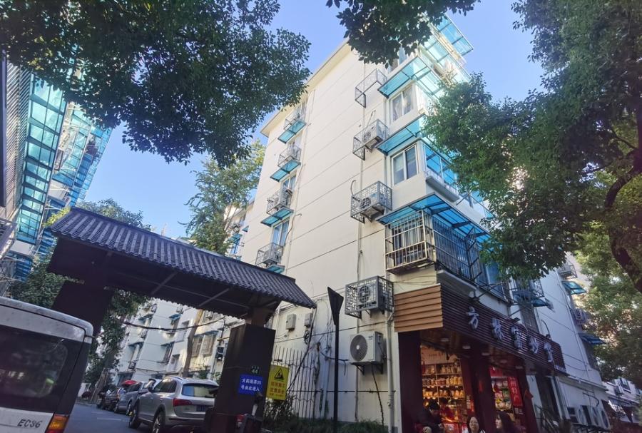 浙江省杭州市上城区定安路房间照片2