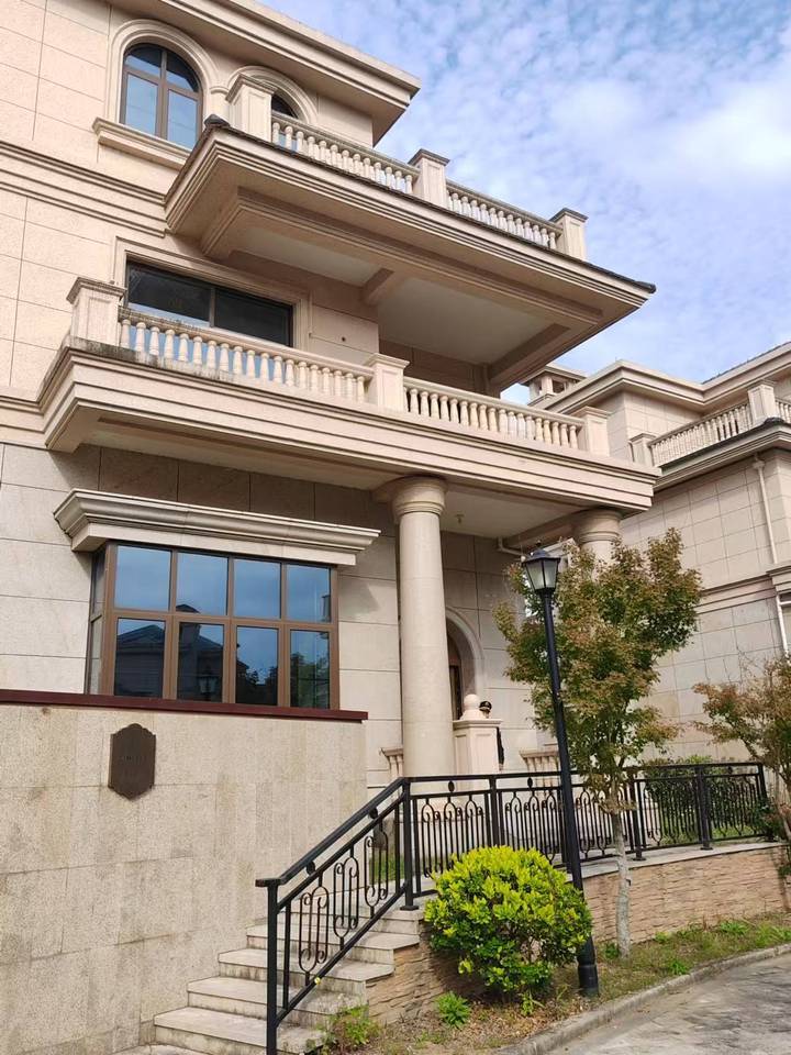 浙江省杭州市桐庐县横村镇桐千路15号房间照片1