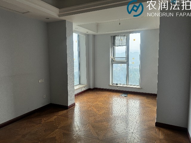 浙江省杭州市余杭区余杭街道西溪山庄东方苑1幢4单元1302室的房产房间照片1