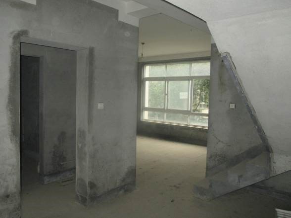 浙江省杭州市桐庐县旧县街道洋塘西路137号聚龙湾房间照片7