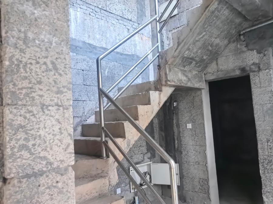 浙江省杭州市淳安县姜家镇文渊狮城124-2号房间照片1