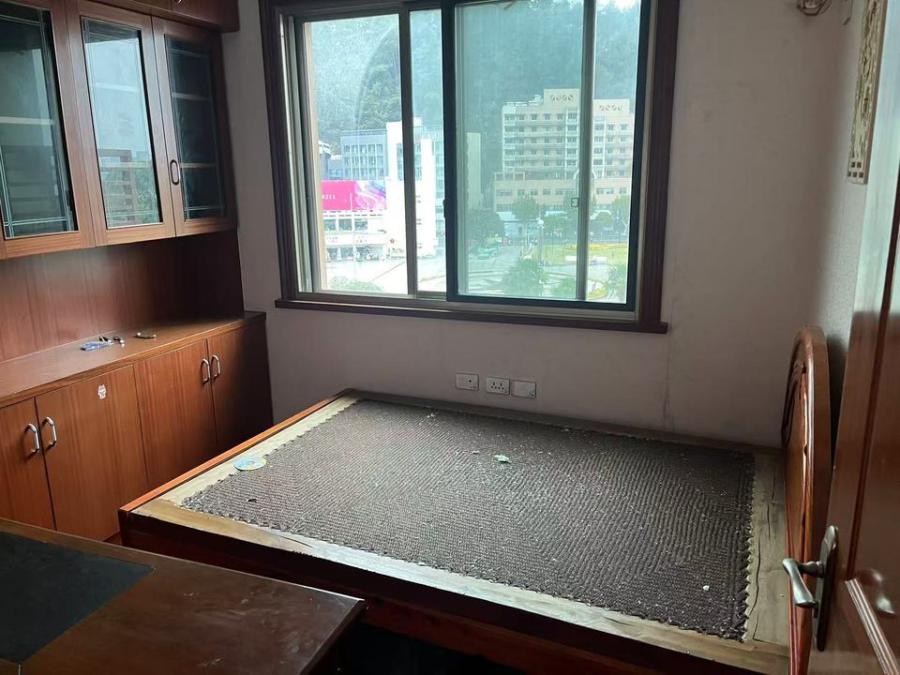 浙江省杭州市淳安县千岛湖镇新安南路6号3501室房间照片2